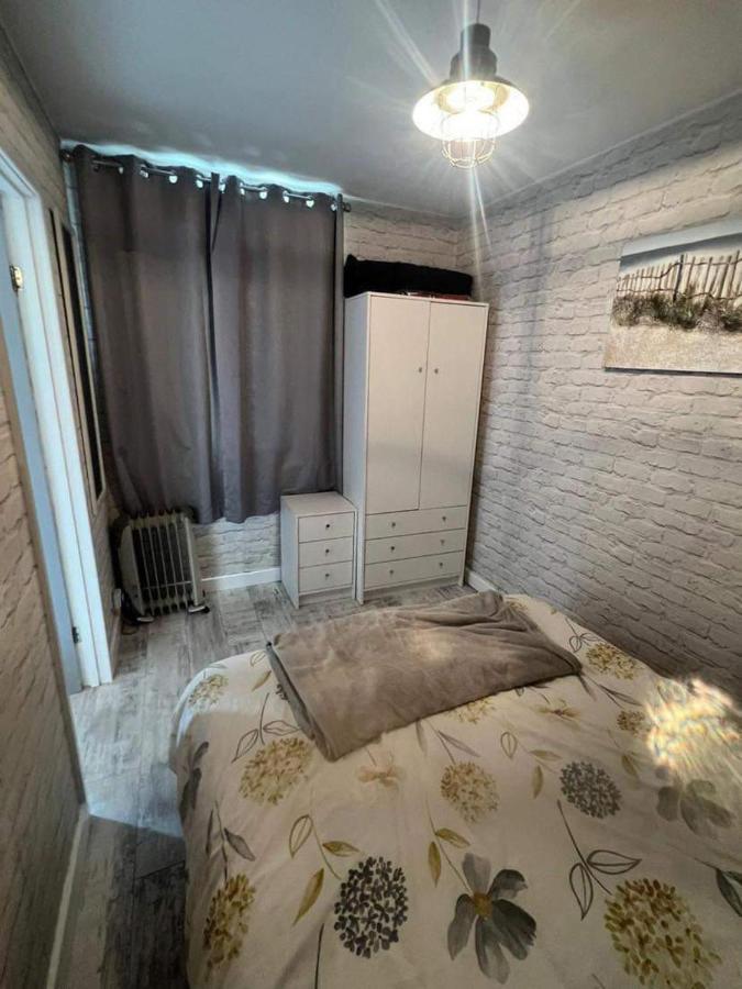 Stunning One Bed Modern & Contemporary Chalet Bridlington Ngoại thất bức ảnh